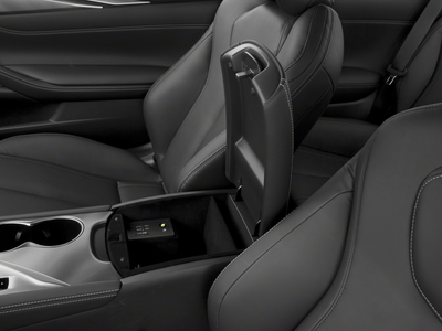 2017 INFINITI Q60 2.0t Base