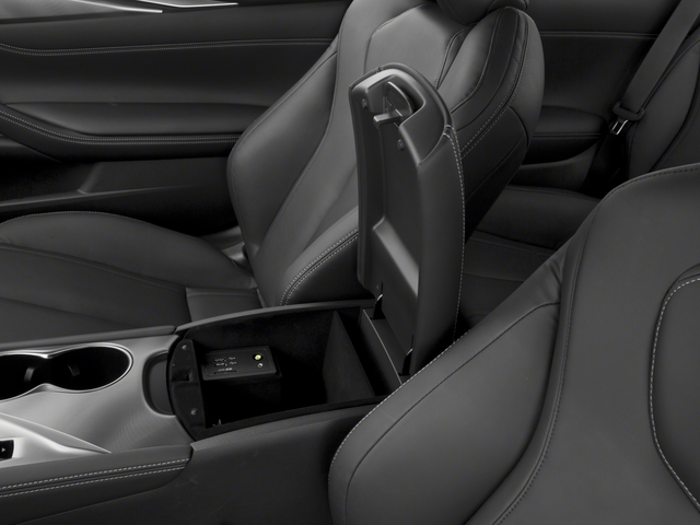 2017 INFINITI Q60 2.0t Base