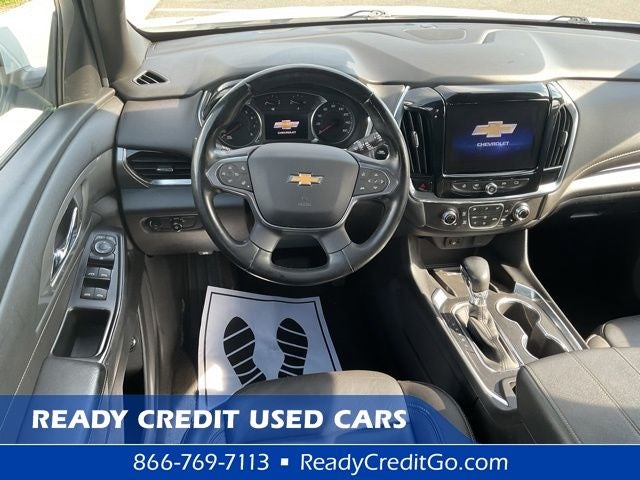 2023 Chevrolet Traverse LT Leather
