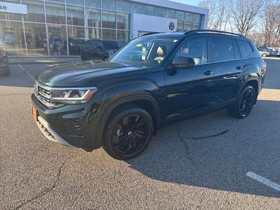 2022 Volkswagen Atlas 3.6L V6 SE w/Technology