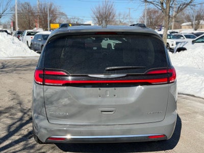 2022 Chrysler Pacifica Limited