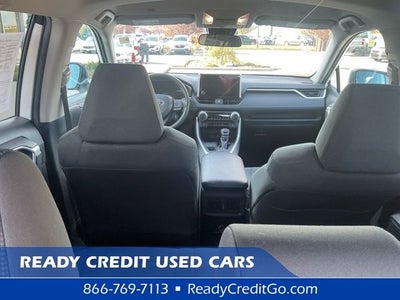 2024 Toyota RAV4 LE