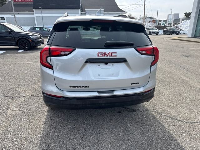 2020 GMC Terrain SLE