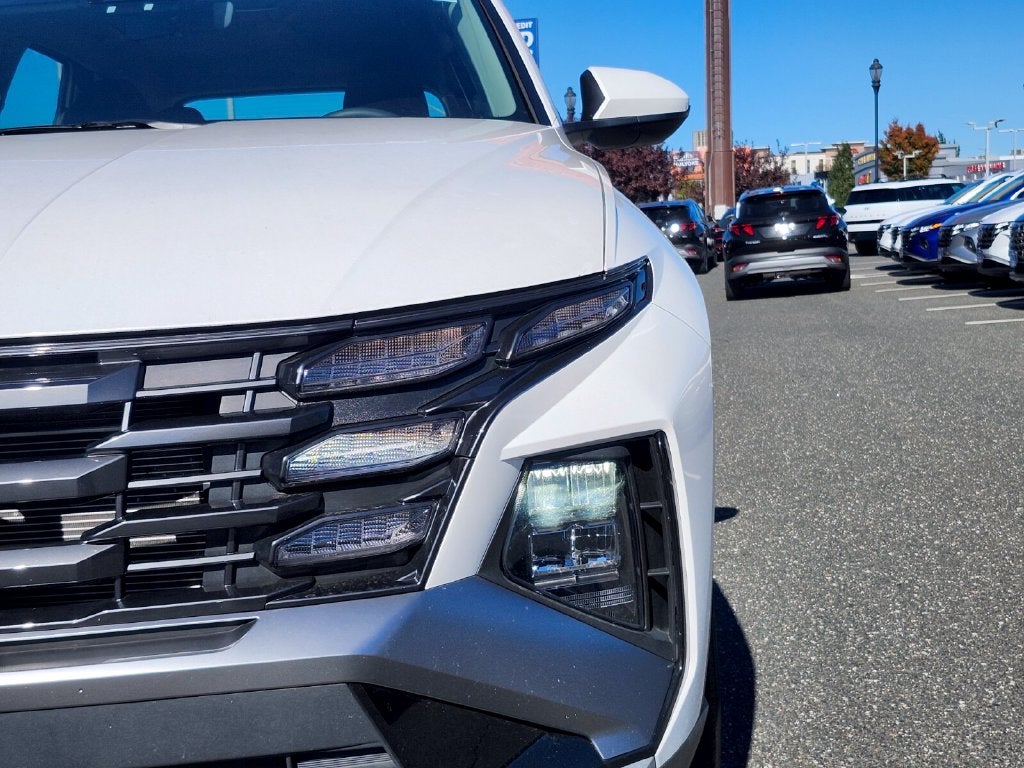 2025 Hyundai TUCSON SE
