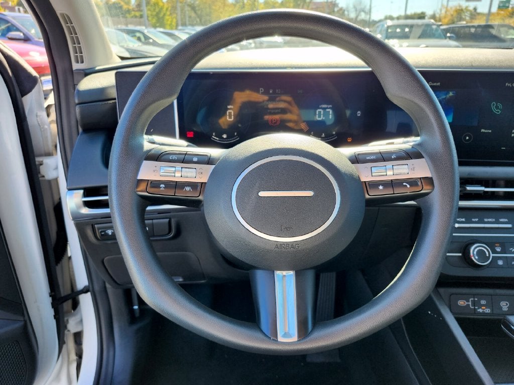 2025 Hyundai TUCSON SE