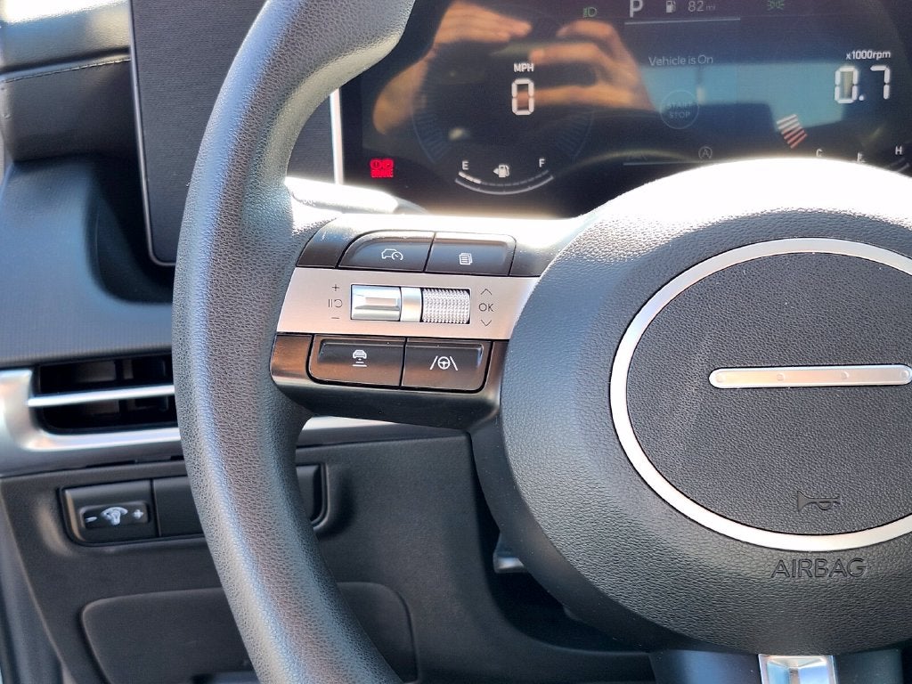 2025 Hyundai TUCSON SE