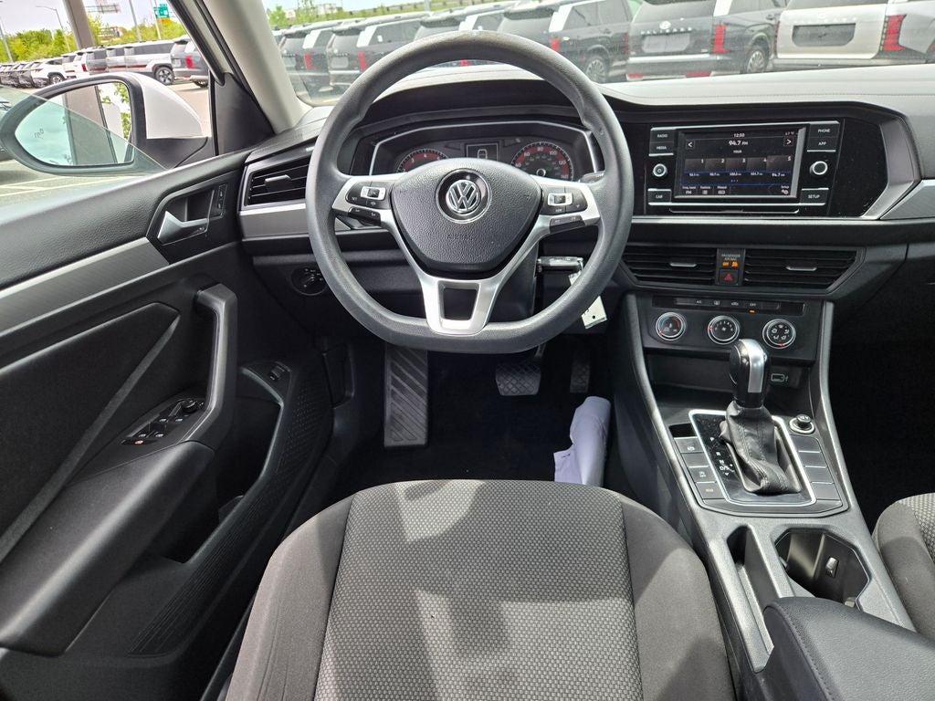 2019 Volkswagen Jetta Base