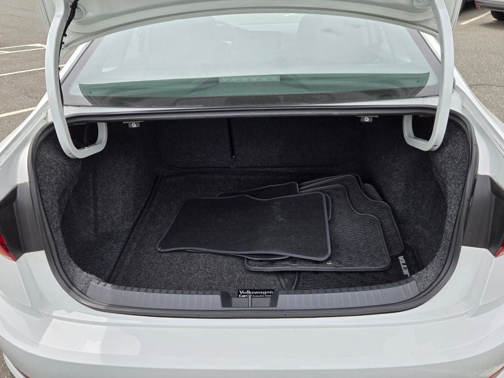 2019 Volkswagen Jetta Base