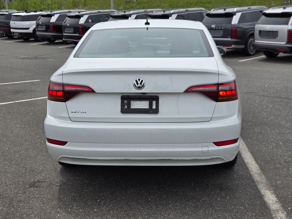 2019 Volkswagen Jetta Base