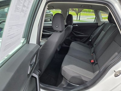 2019 Volkswagen Jetta Base