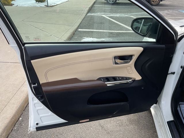 2015 Toyota Avalon Hybrid Limited