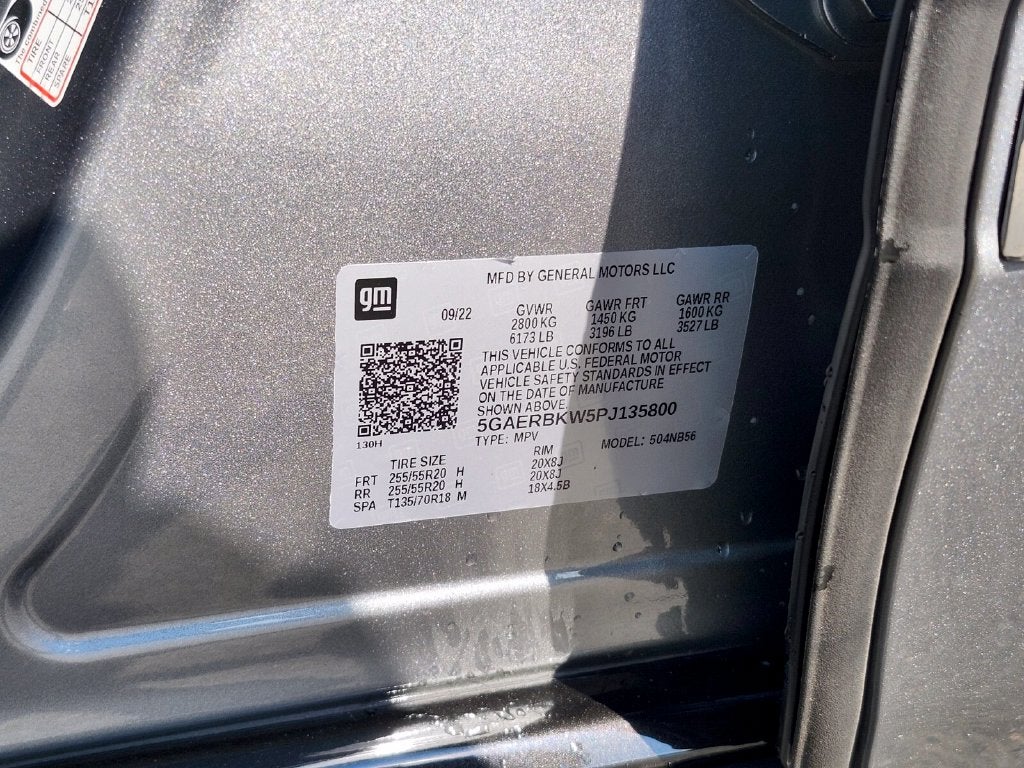 2023 Buick Enclave Essence