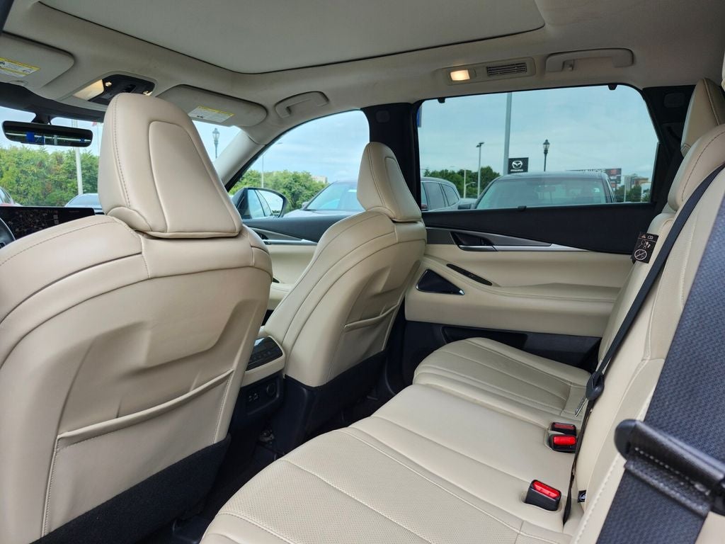2023 INFINITI QX60 LUXE