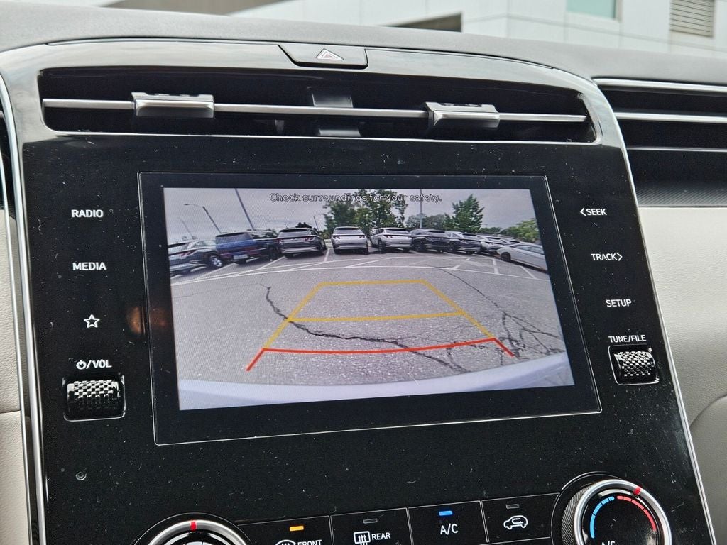 2024 Hyundai TUCSON SE