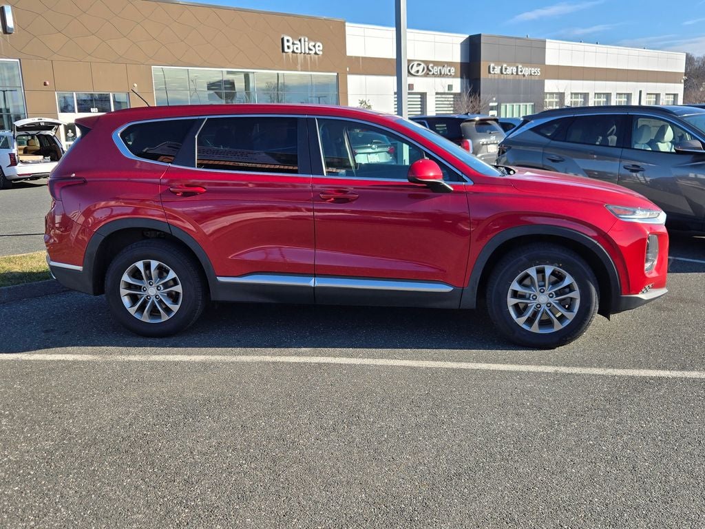 2019 Hyundai SANTA FE SE