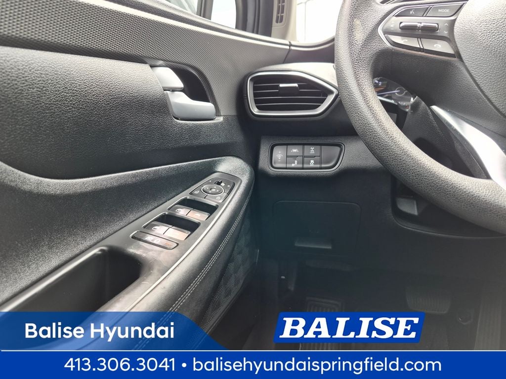 2019 Hyundai SANTA FE SE
