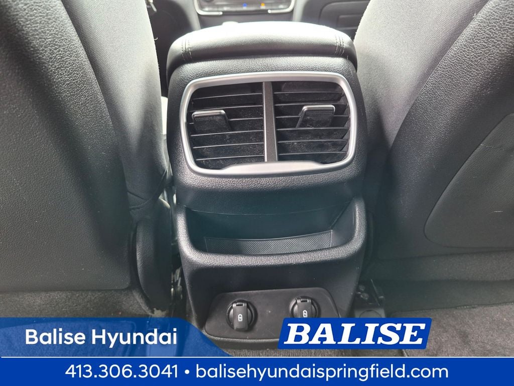 2019 Hyundai SANTA FE SE