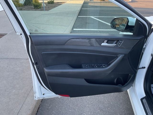 2018 Hyundai SONATA Limited