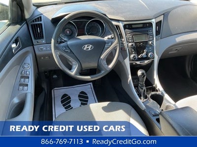 2013 Hyundai SONATA GLS