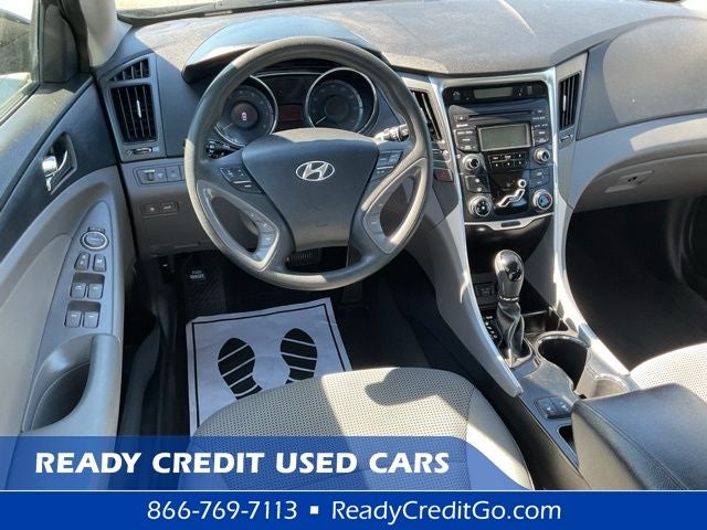 2013 Hyundai SONATA GLS