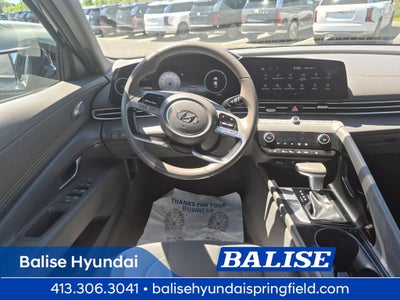 2023 Hyundai ELANTRA SEL