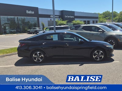 2023 Hyundai ELANTRA SEL