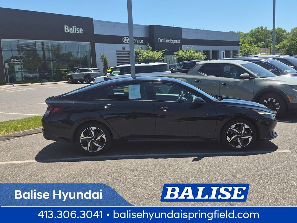 2023 Hyundai ELANTRA SEL