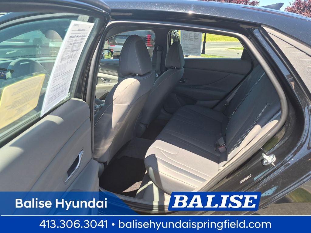 2023 Hyundai ELANTRA SEL