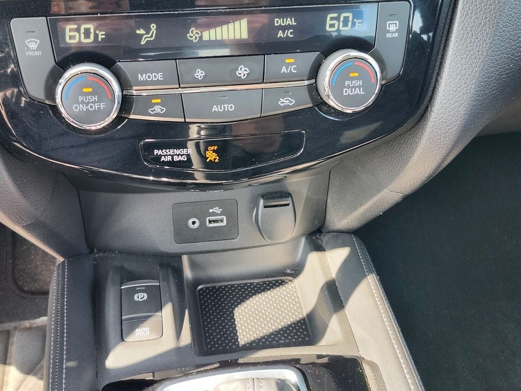 2020 Nissan Rogue Sport SV