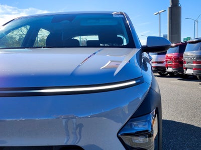 2026 Hyundai KONA SE