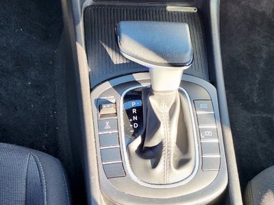 2026 Hyundai KONA SE