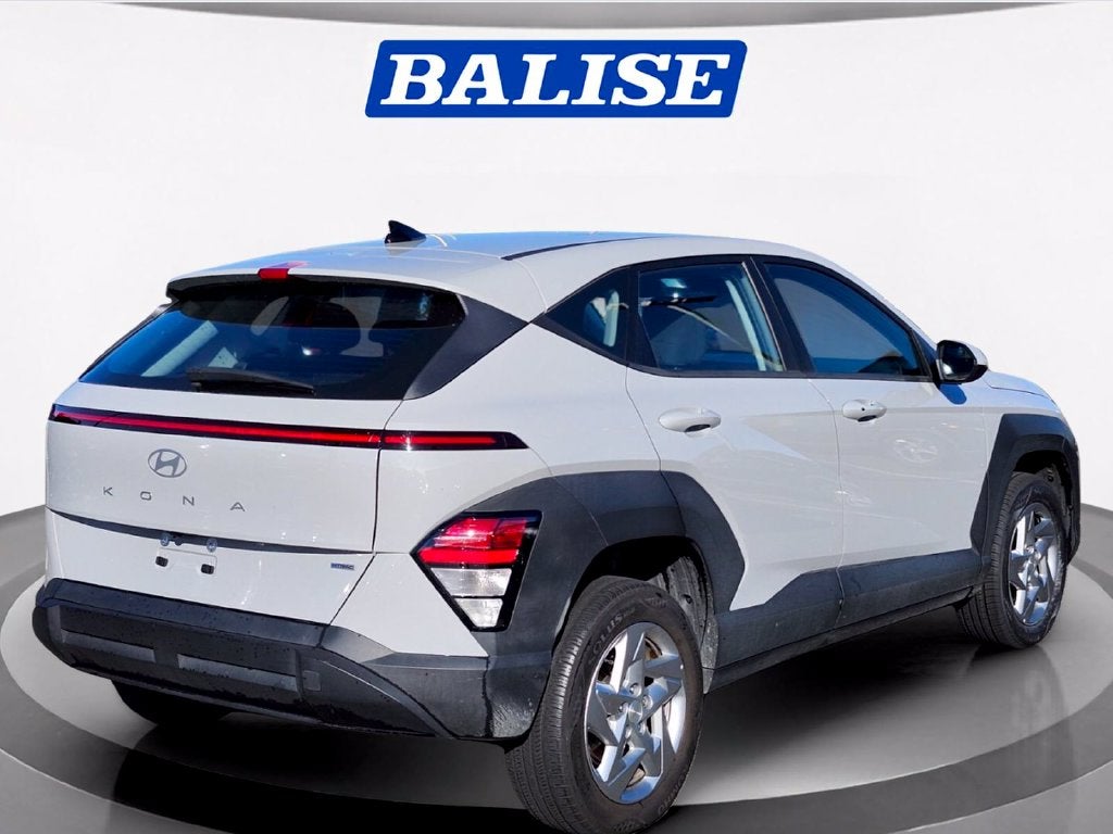2026 Hyundai KONA SE