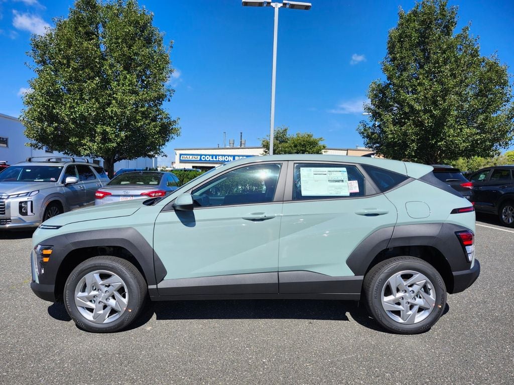 2027 Hyundai KONA SE
