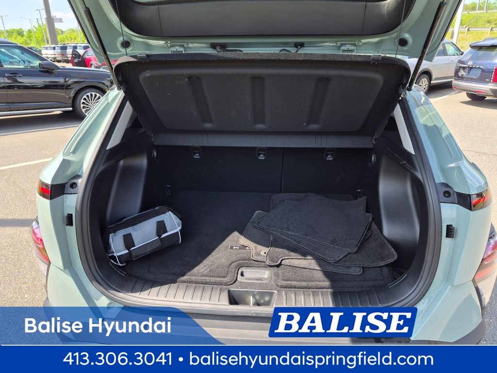 2024 Hyundai KONA SEL
