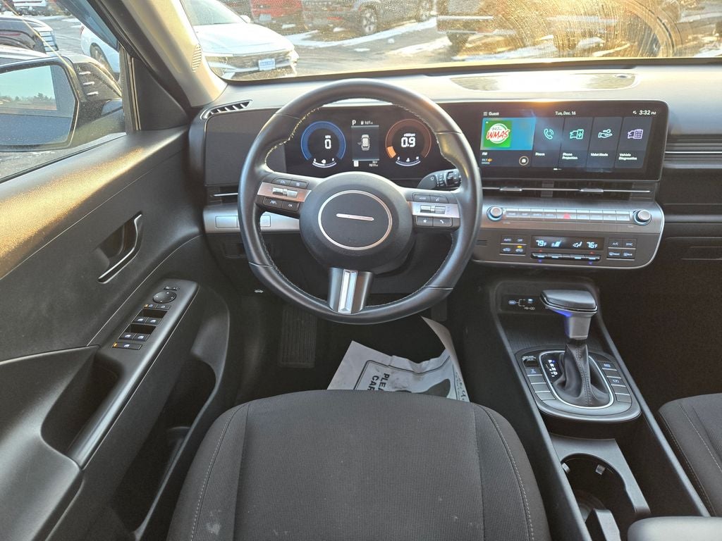 2024 Hyundai KONA SEL