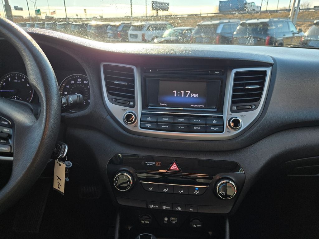 2016 Hyundai TUCSON SE