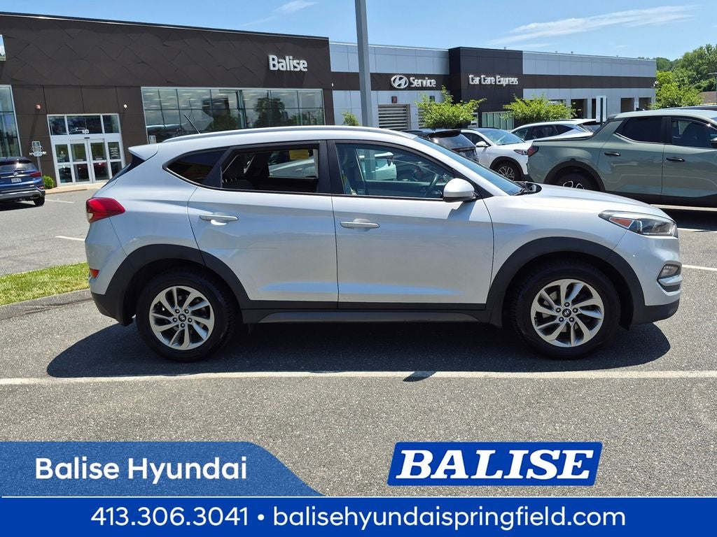 2016 Hyundai TUCSON SE