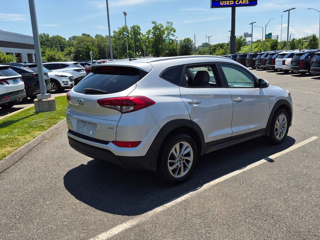 2016 Hyundai TUCSON SE