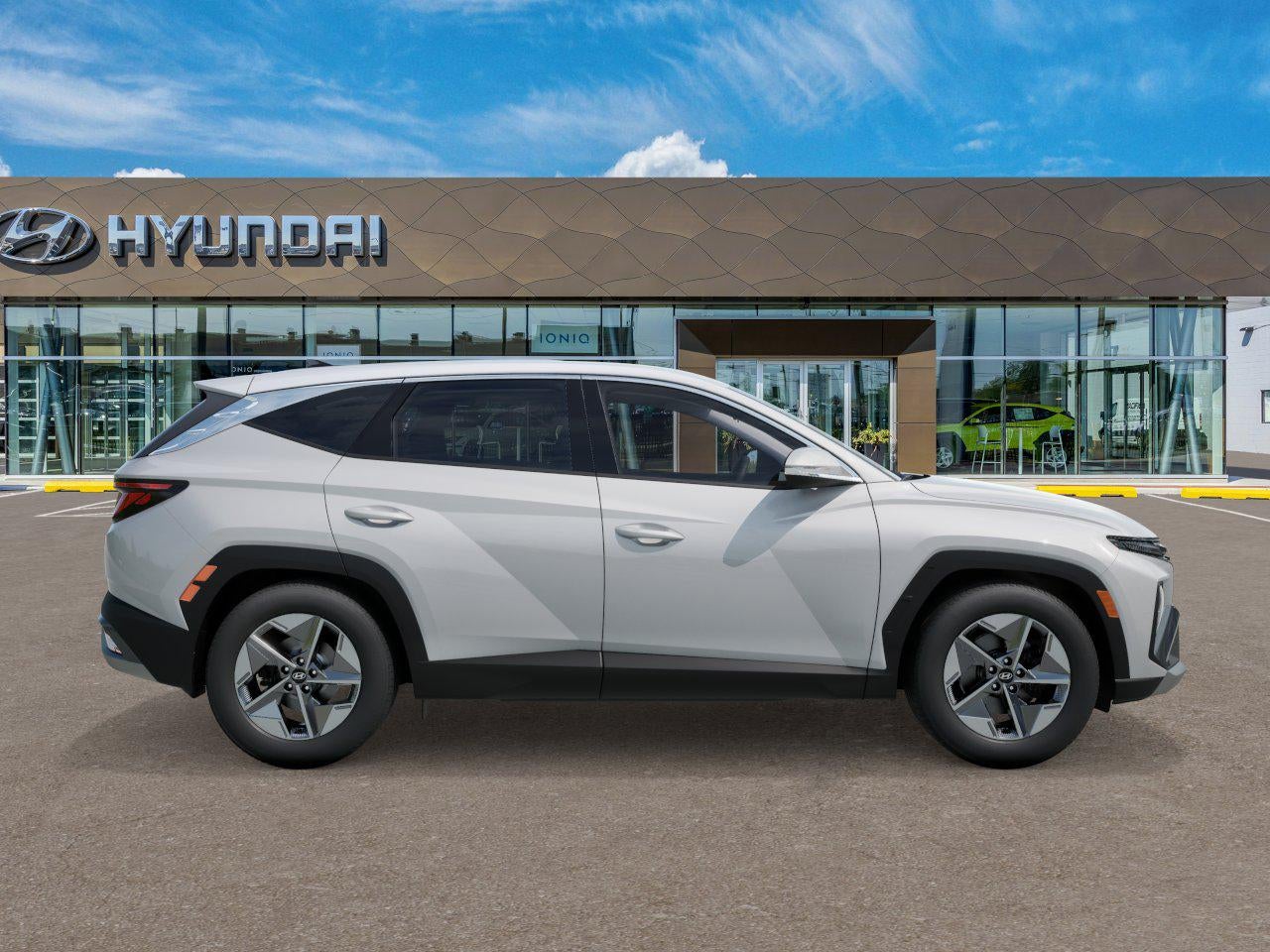 2026 Hyundai TUCSON HYBRID SEL