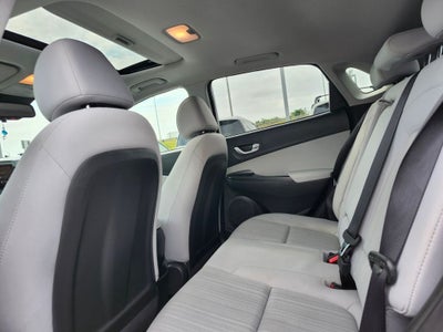 2023 Hyundai KONA SEL