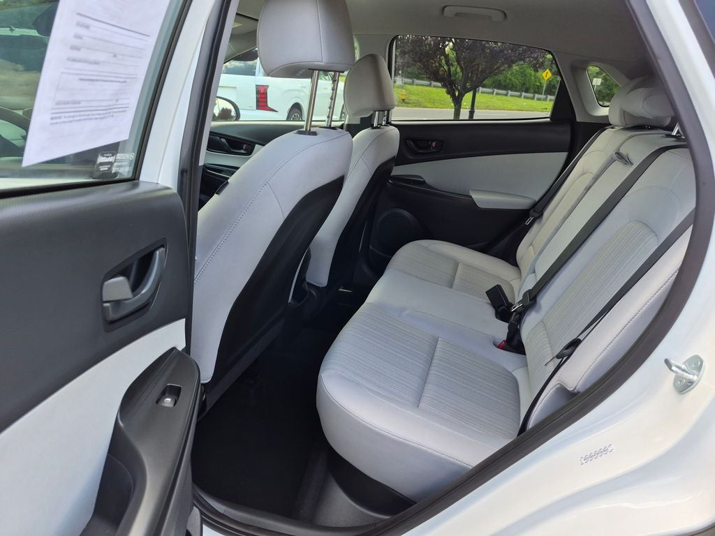 2023 Hyundai KONA SEL