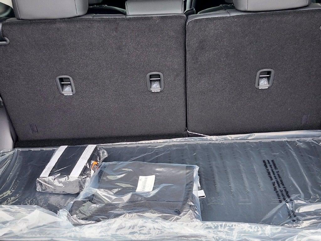2027 Hyundai PALISADE SEL 7 Passenger