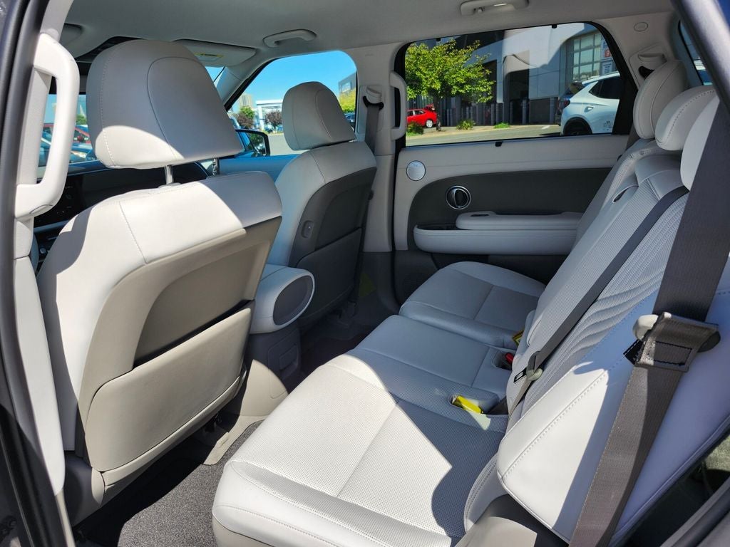 2027 Hyundai PALISADE SEL 7 Passenger