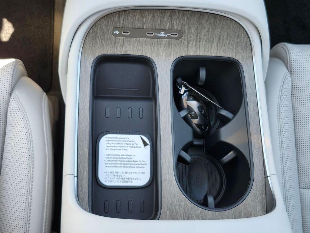 2027 Hyundai PALISADE SEL 8 Passenger