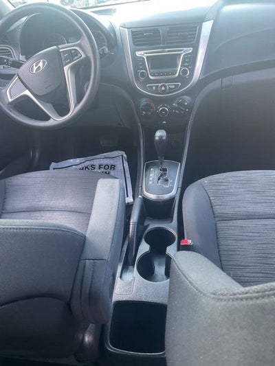 2017 Hyundai ACCENT SE