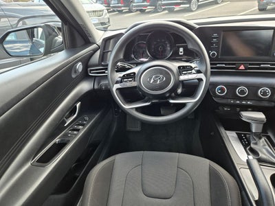 2023 Hyundai ELANTRA SE