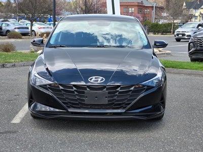 2023 Hyundai ELANTRA SE