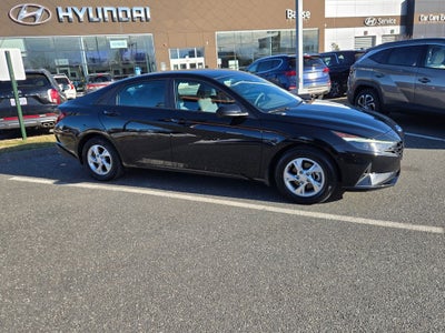 2023 Hyundai ELANTRA SE