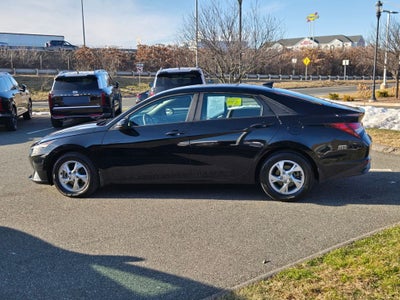 2023 Hyundai ELANTRA SE