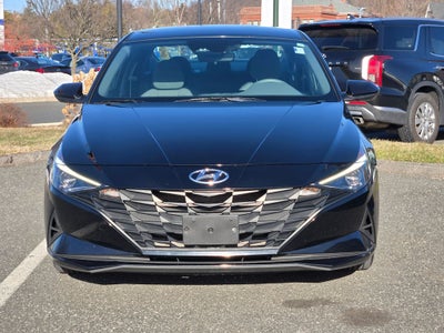 2023 Hyundai ELANTRA SE